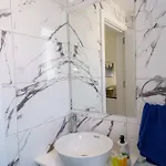 Seaview 49 With Balcony & Open Kitchen, Free Parking & Smart Tv * Larnaca