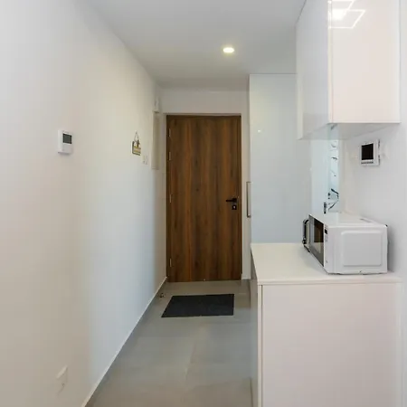 Hubstay - Seaview 49 In Mackenzy Daire Larnaca