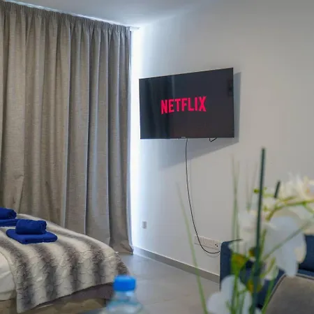 Apartament Seaview 49 With Balcony & Open Kitchen, Free Parking & Smart Tv *