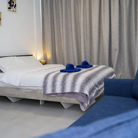 Seaview 49 With Balcony & Open Kitchen, Free Parking & Smart Tv Διαμέρισμα Λάρνακα